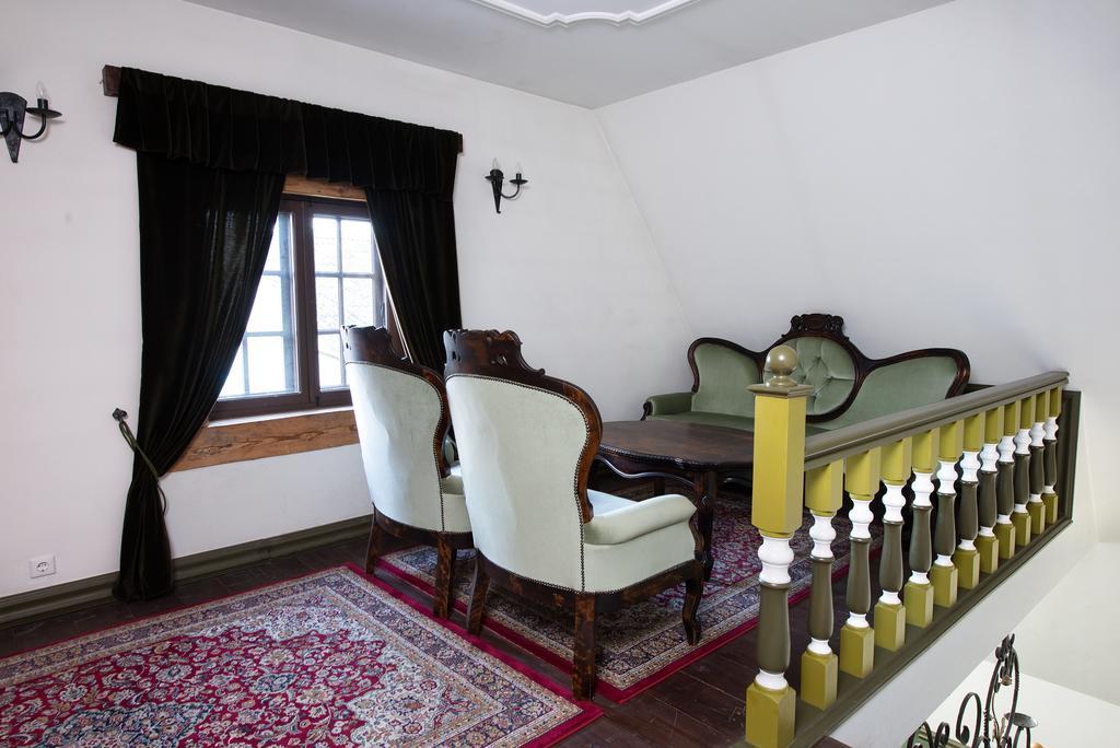 St. Peterburg Otel Pärnu Dış mekan fotoğraf
