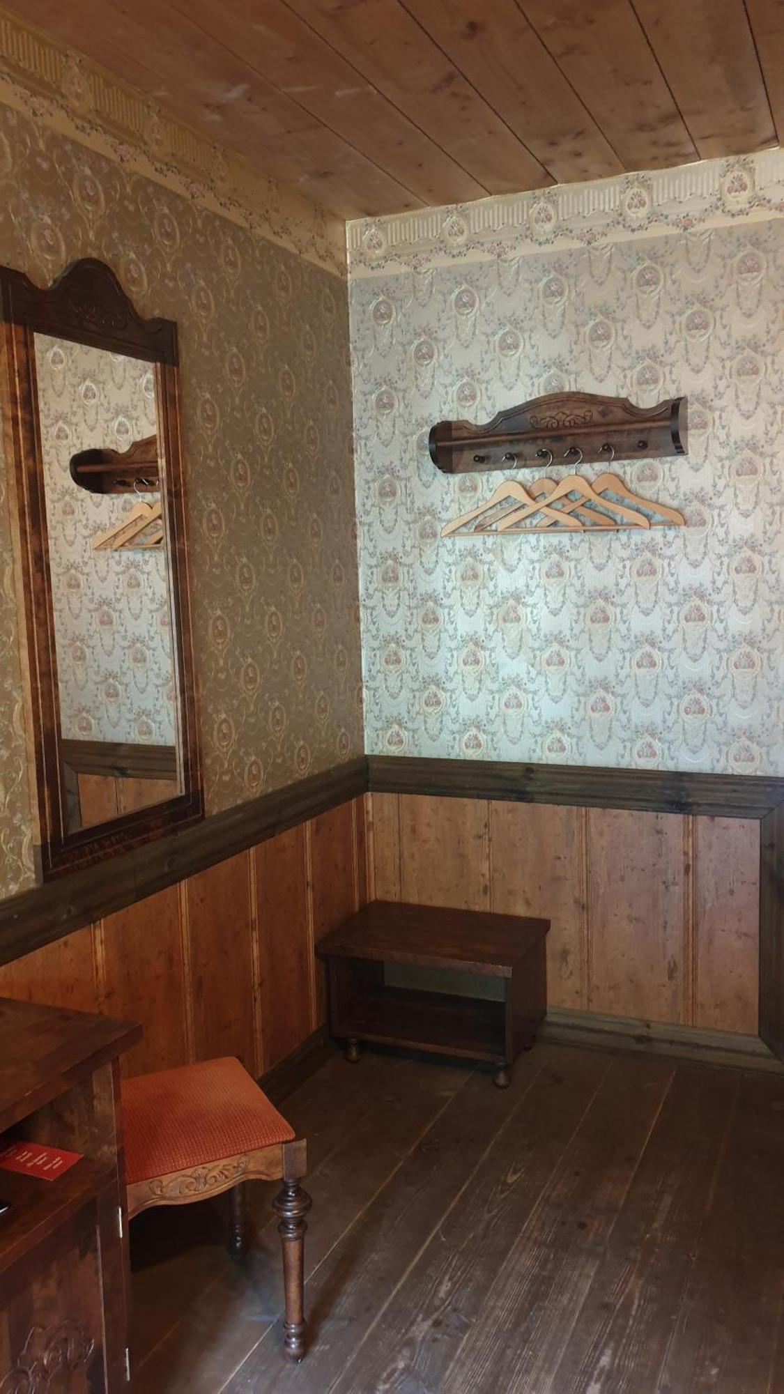 St. Peterburg Otel Pärnu Dış mekan fotoğraf
