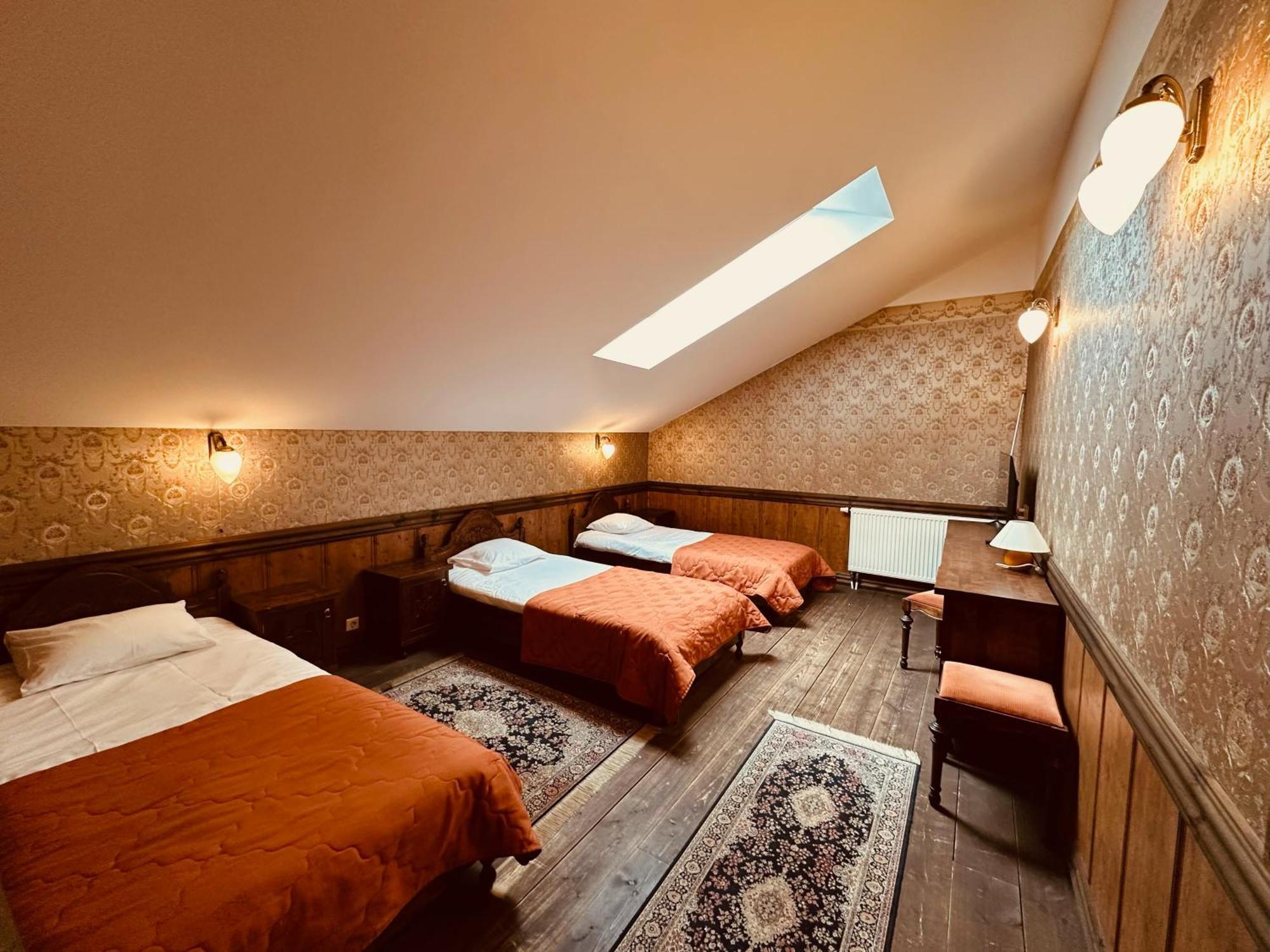 St. Peterburg Otel Pärnu Dış mekan fotoğraf